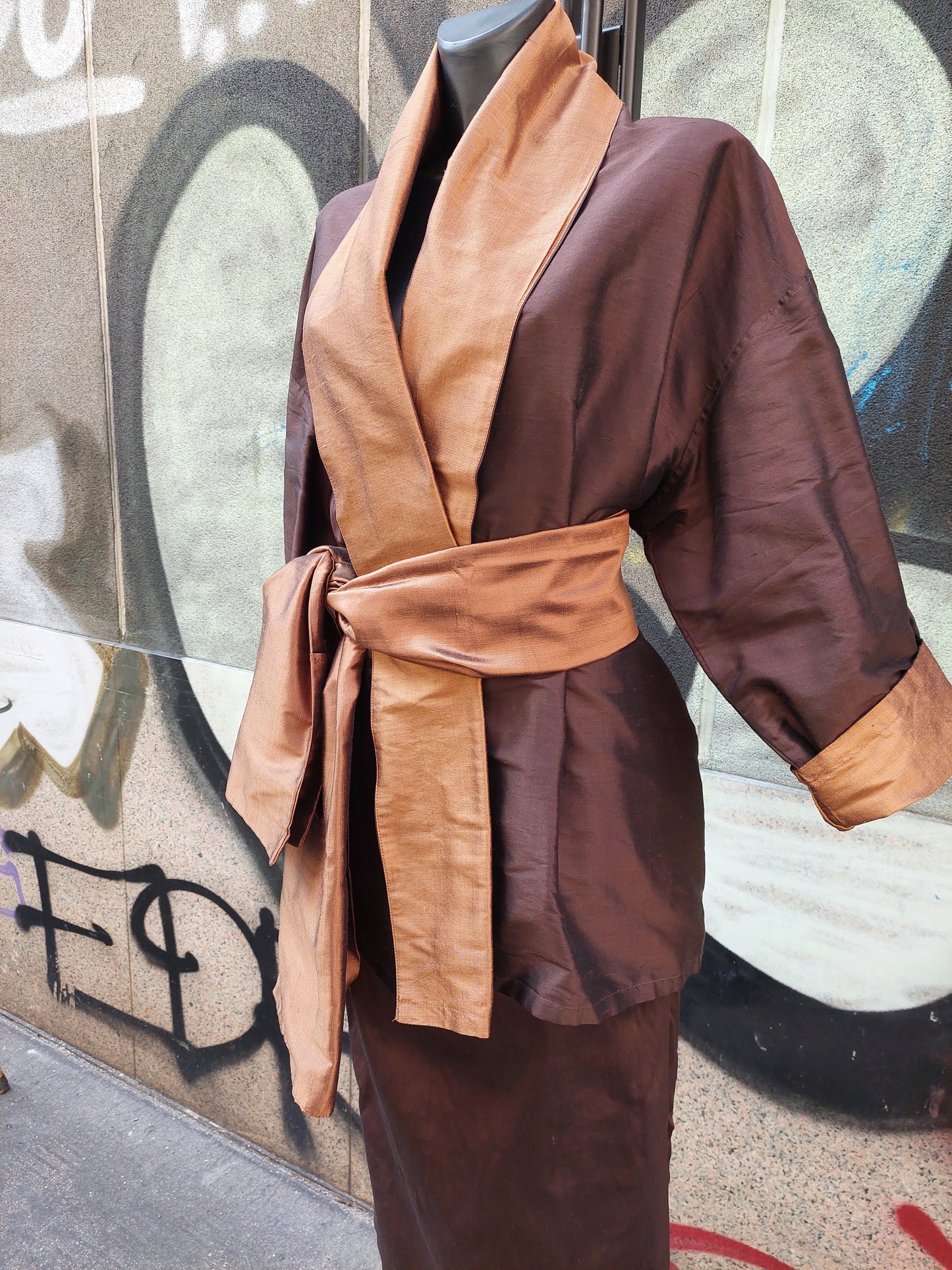 Completo Seta Bronzo