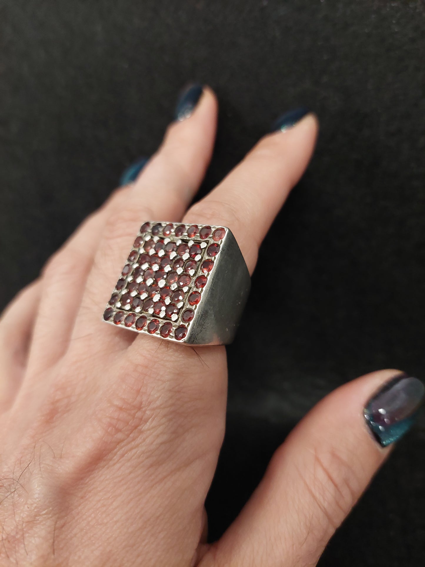 Anello Granati