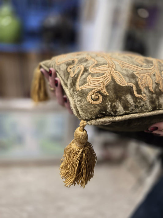 Cuscino Rettangolare Con Nappine