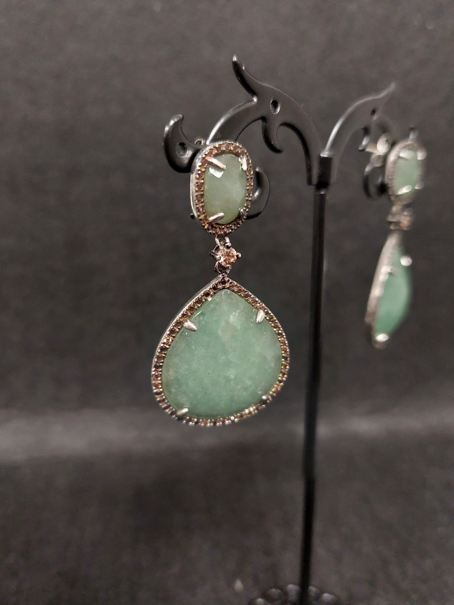 Orecchini A Goccia In Argento E Pietra