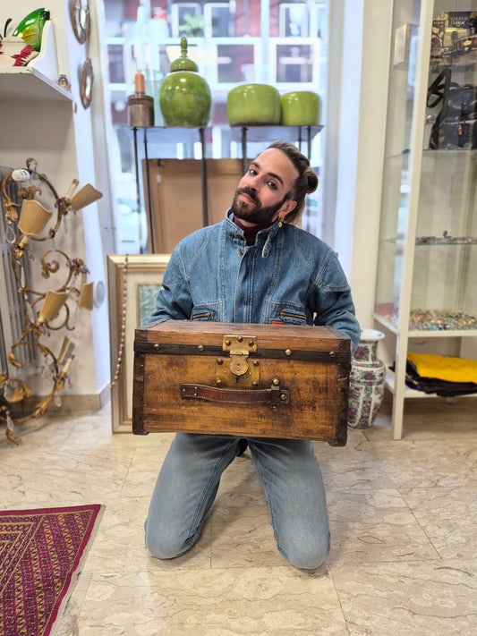 Baule In Legno Antico