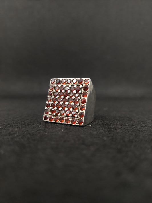 Anello Granati